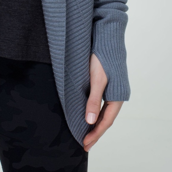 Lululemon Transformational Wrap - Picture 11 of 13